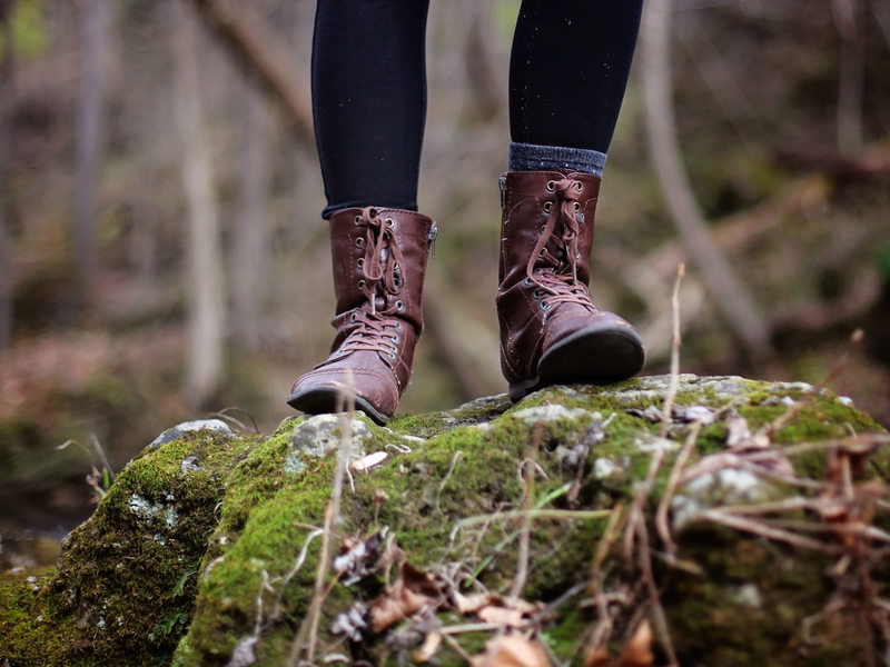 chaussures marche dans les bois