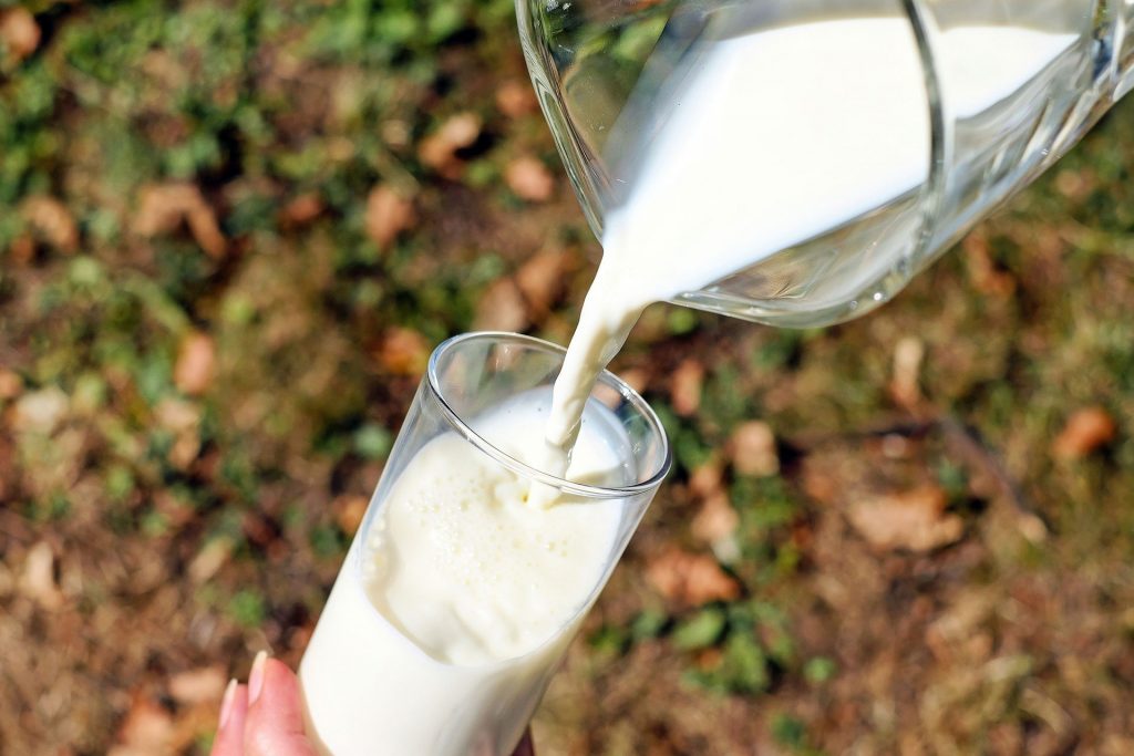 lait-produit-localcouleur-pixabay