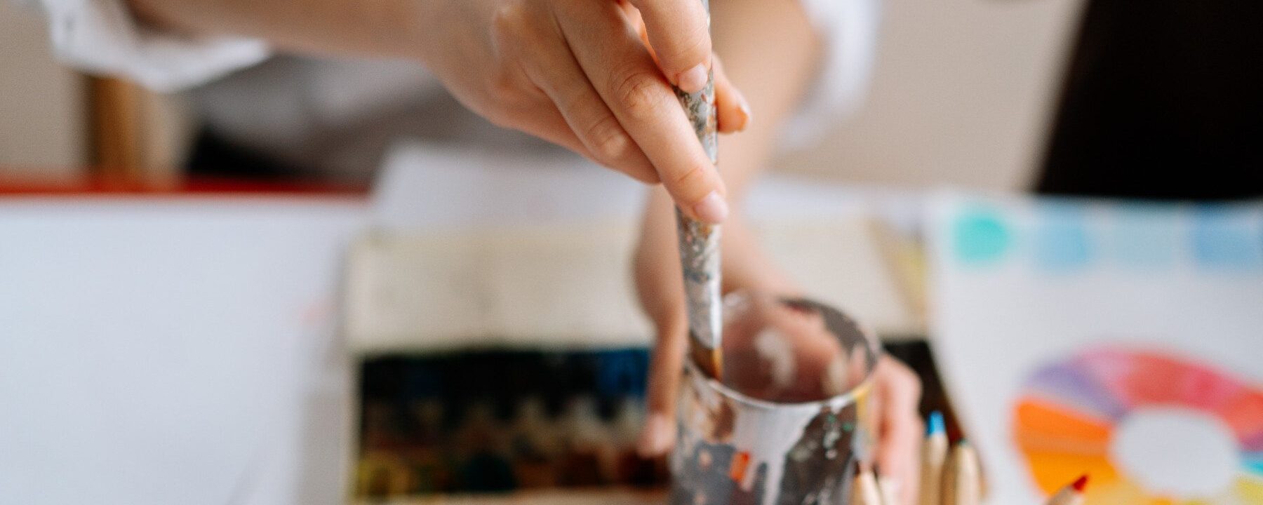 peinture-atelier-aspect-ratio-2000-800
