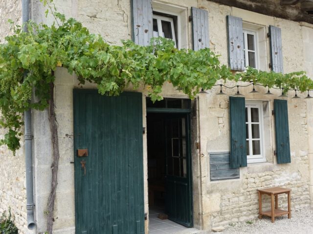 Maison charentaise, gîte en Aunis Marais Poitevin